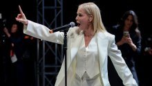 Jelena se na splitskoj Rivi pojavila u odijelu na kojem bi joj pozavidio i James Bond