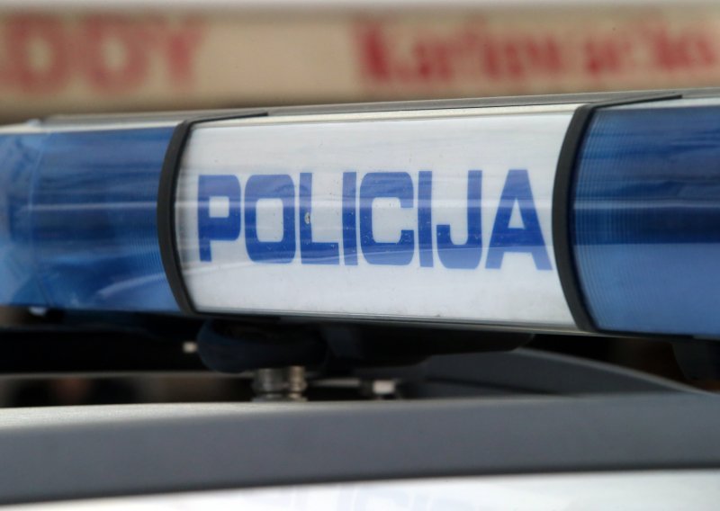Uhićen otac dječaka (12) koji se jučer teško ozlijedio u eksploziji pirotehničkog sredstva