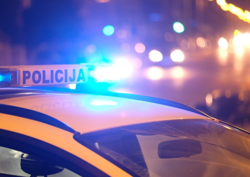 Vatra buknula u kući u Vukovaru; vatrogasci pronašli beživotno tijelo muškarca
