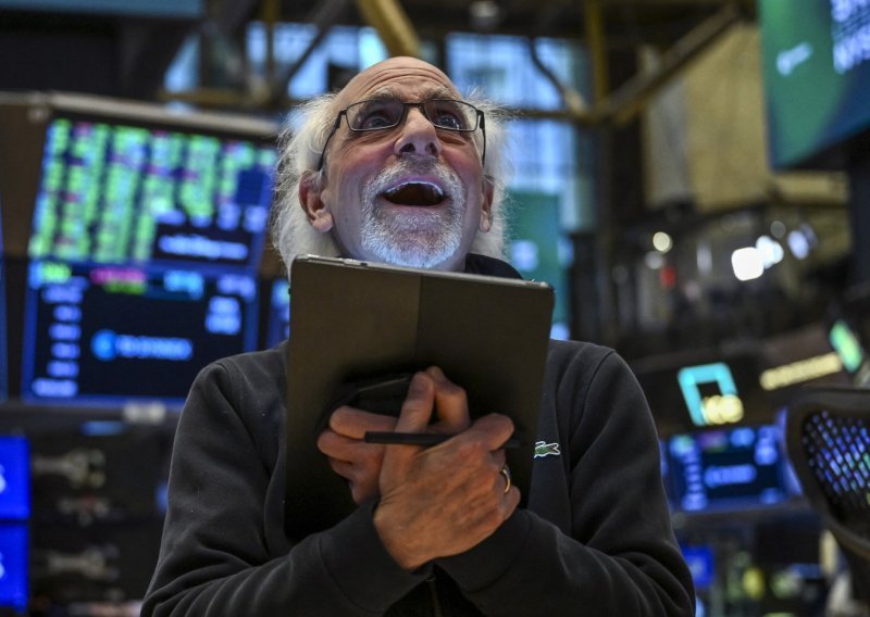 Trumpova objava uzrokovala najveći skok Wall Streeta u 17 godina: Tri dionice prednjače
