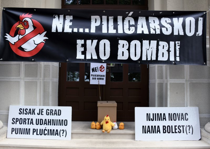 Siščani protiv peradarskih megafarmi: Suosjećamo s Ukrajinom ali nećemo smrad u naš grad!