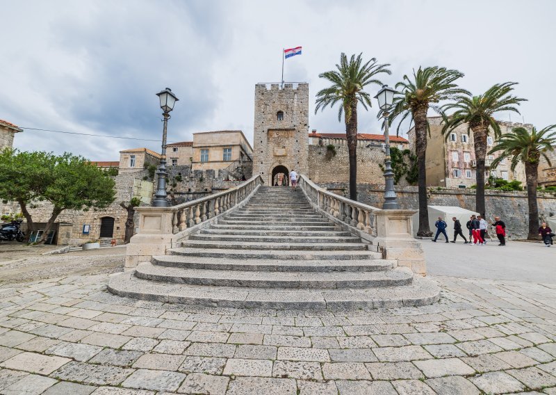 Arheolozi na morskim dubinama kod Korčule pronašli ostatke naselja starog oko 7000 godina