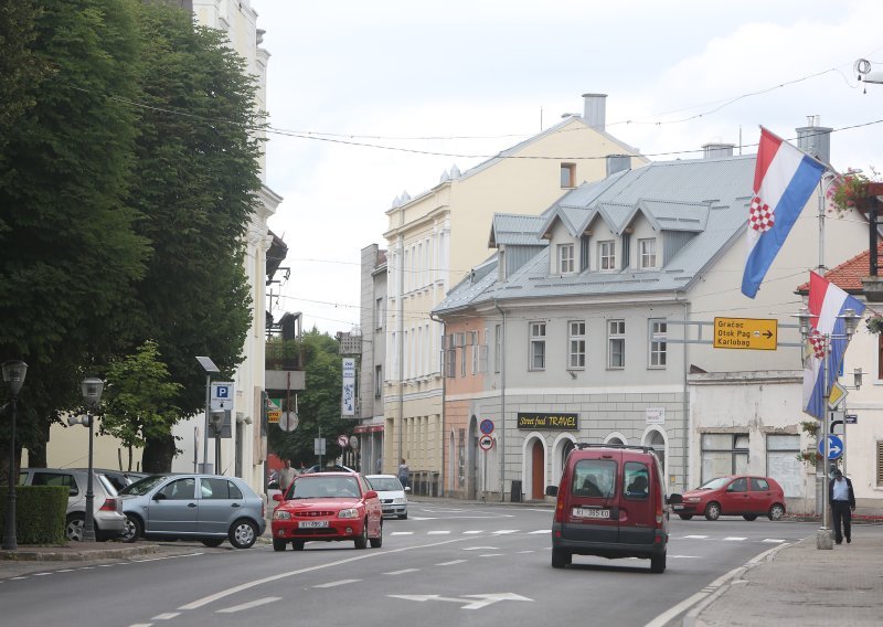 Žitelji hrvatskog grada u strahu zbog pitke vode: 'Više ni ribe nema'